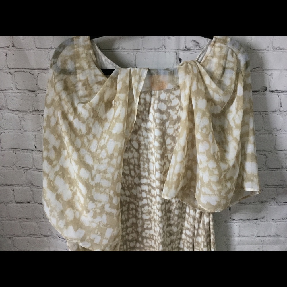 Ruby Rd. Neutral Two‑Fabric Blouse NWOT – Layered Look, Size L - Picture 4 of 7